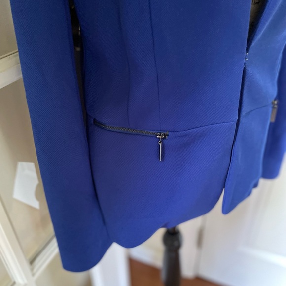NWT Dana Buchman Electric Blue Blazer Jacket ~ Zippered Pockets ~ 6 - Picture 3 of 8